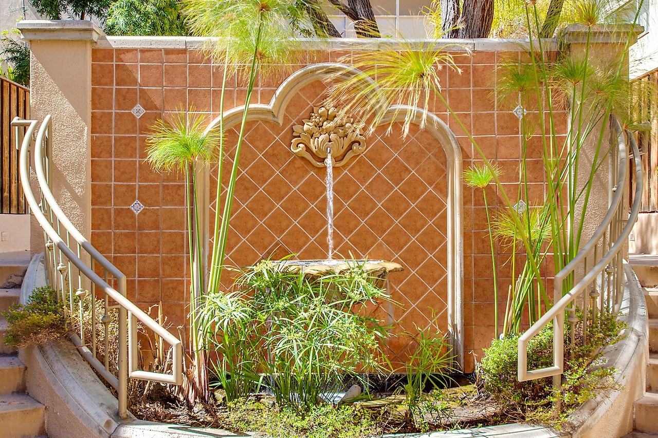 The Brentwood Tuscany - Photo 7 of 12