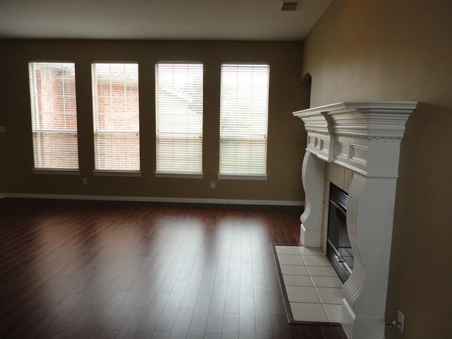 4504 Lancelot Dr - Photo 2 of 25