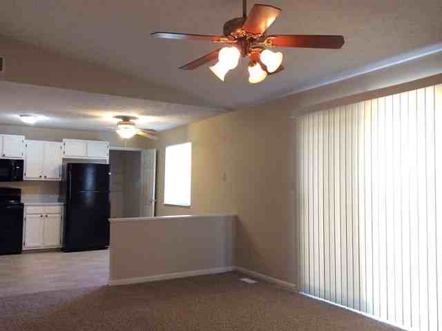 18701 Northview Pl - Photo 3 of 13