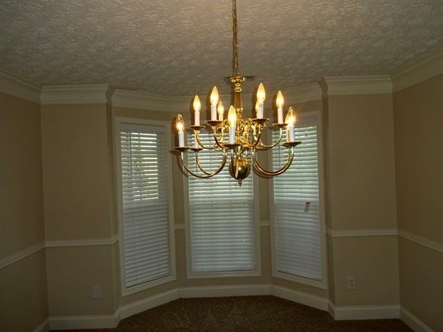 1151 Folkstone Dr - Photo 3 of 18