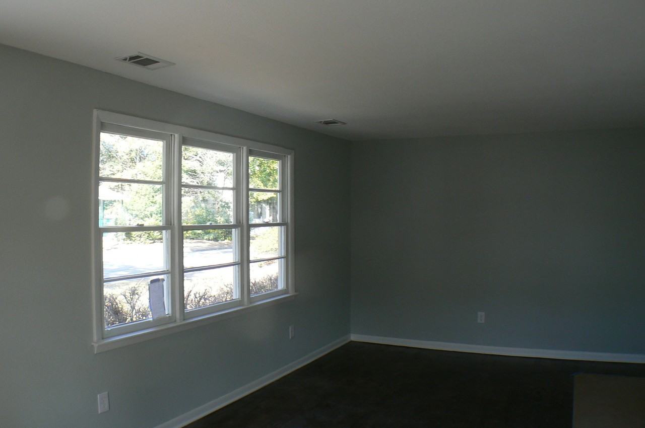 310 Forrest Ave - Photo 3 of 27