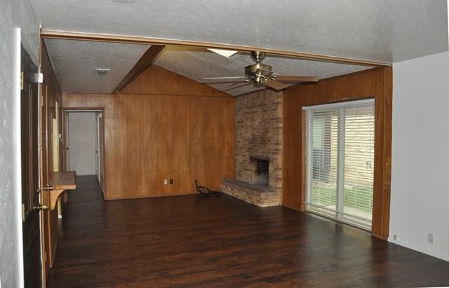 2724 Lago Vista Loop - Photo 3 of 11