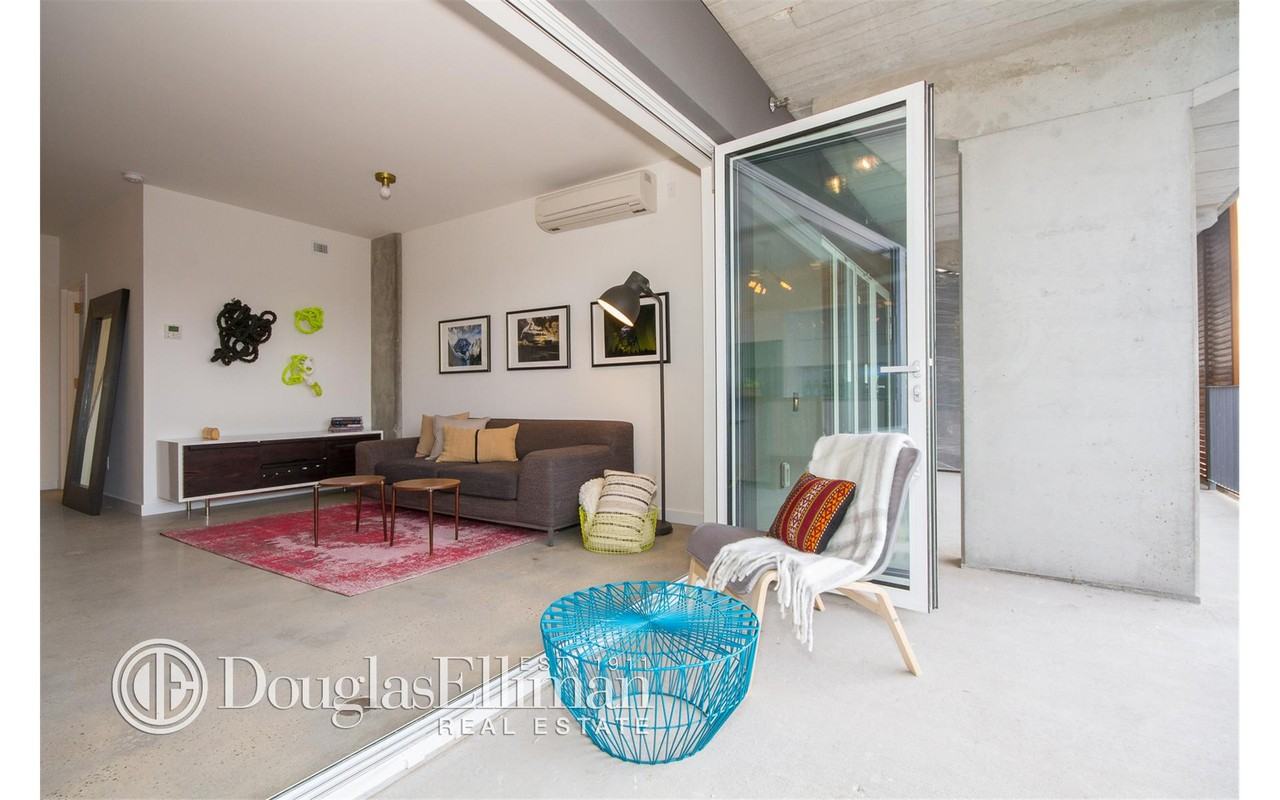 651 Wingate Dr 502 - Photo 3 of 5