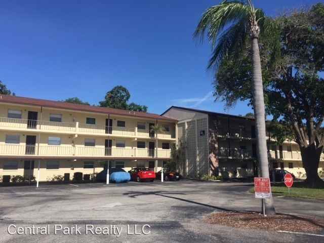 2240 Stickney Point Rd #222 - Photo 3 of 18