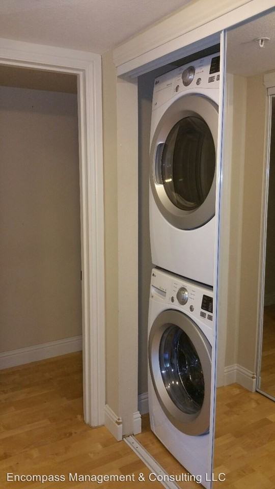 145 Liberty St NE #106 - Photo 3 of 18