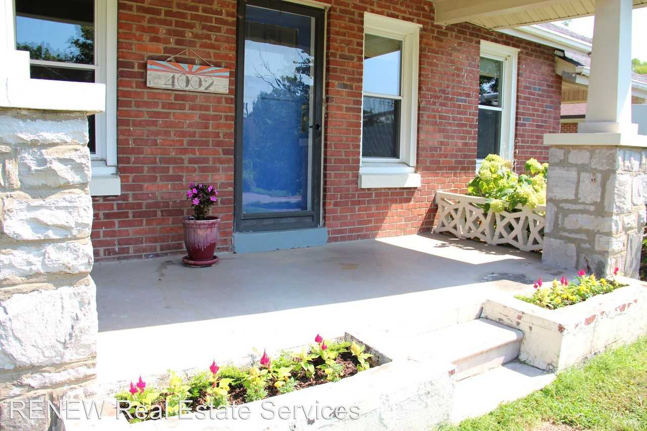 4002 Colorado Ave - Photo 3 of 50