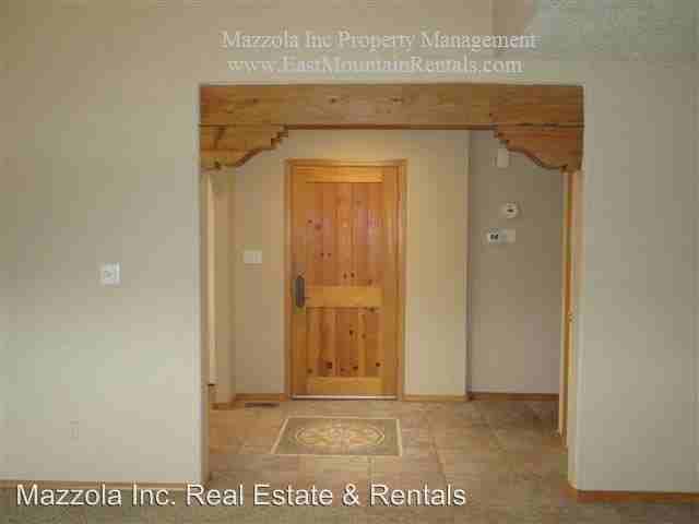 21 Guilford Rd - Photo 2 of 12