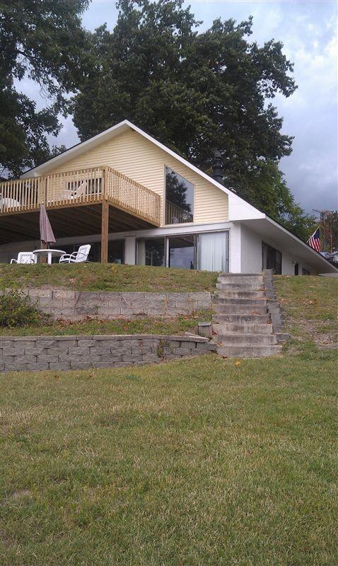 3206 Lorrimar Ln - Photo 2 of 3