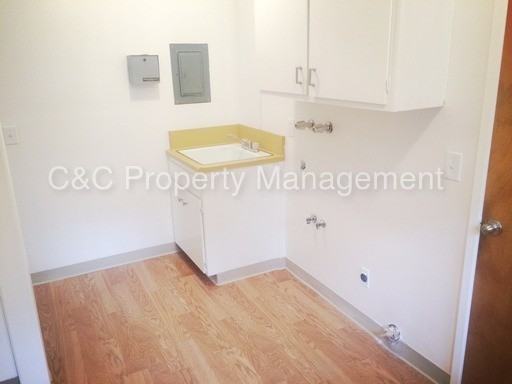 3145 Bird Rock Rd - Photo 2 of 11