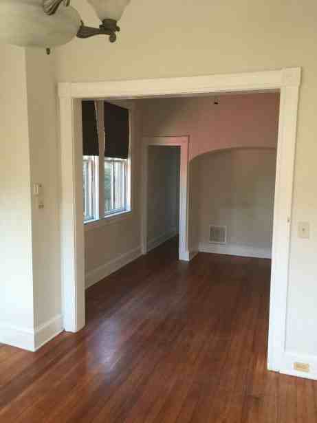 251 Robert St - Photo 3 of 8
