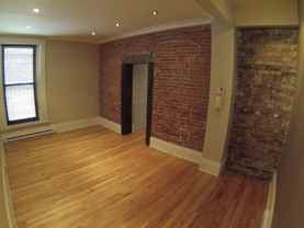 405 Rue Prince Arthur Ouest - Photo 1 of 1