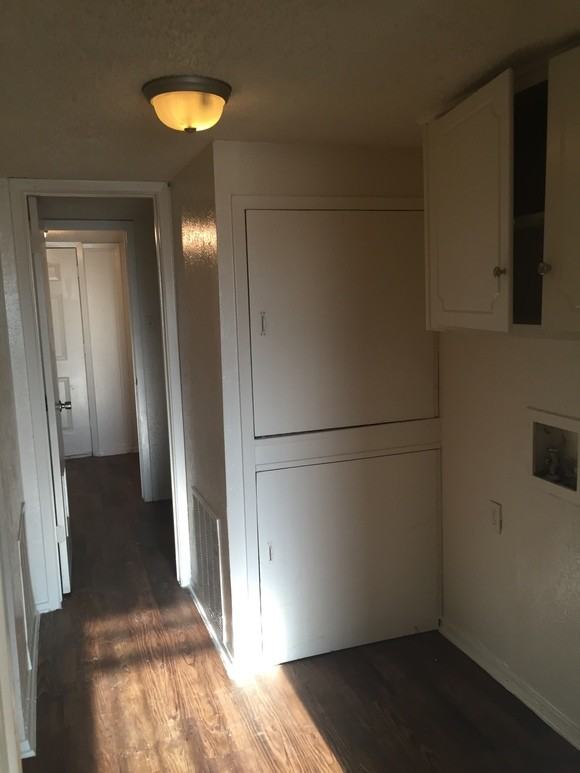 1754 Belshire Ct - Photo 3 of 13