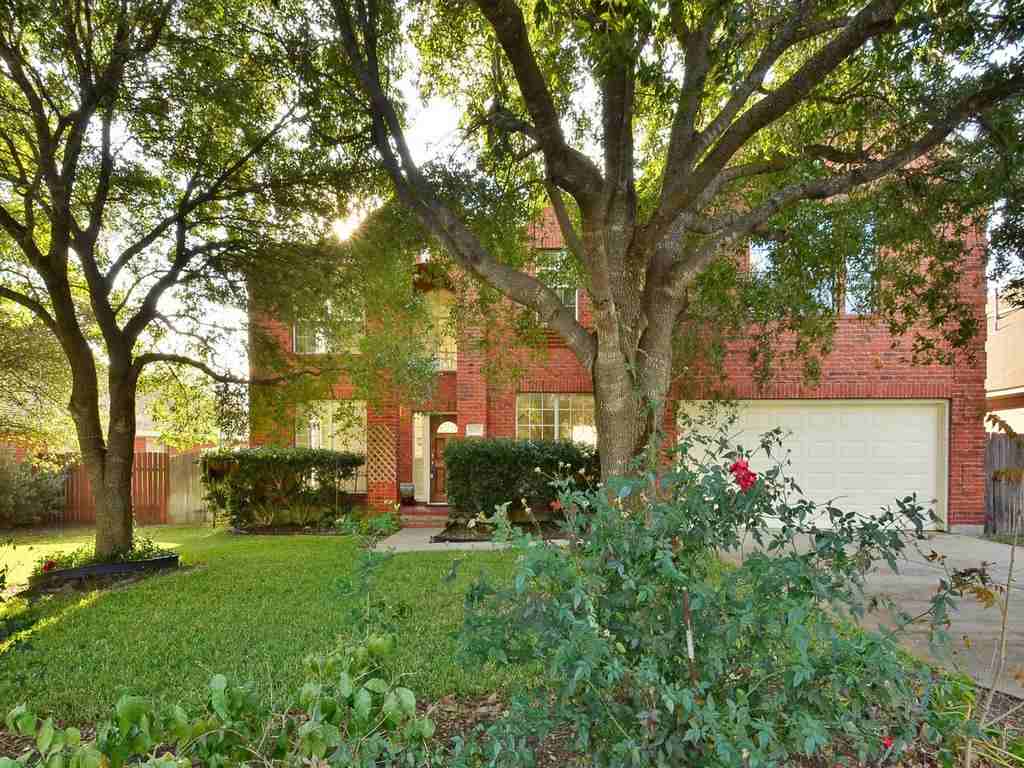 8405 Caledonia Dr - Photo 2 of 26