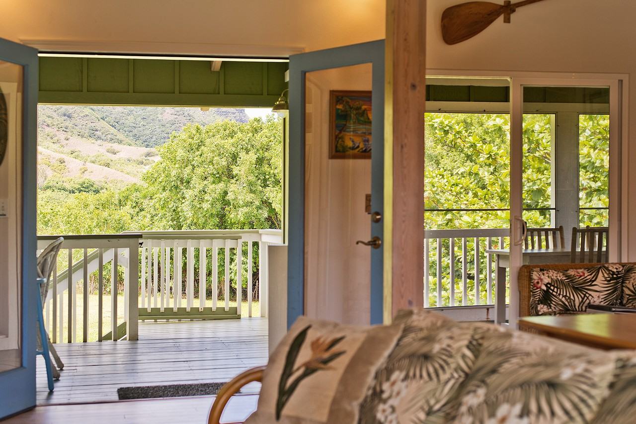 7097 Alamihi Rd - Photo 2 of 9