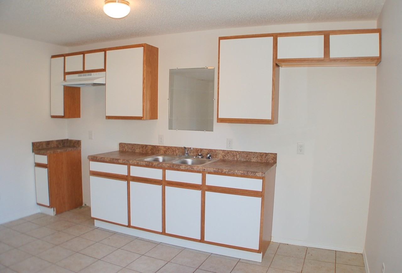 629 McClinton St - Photo 3 of 8