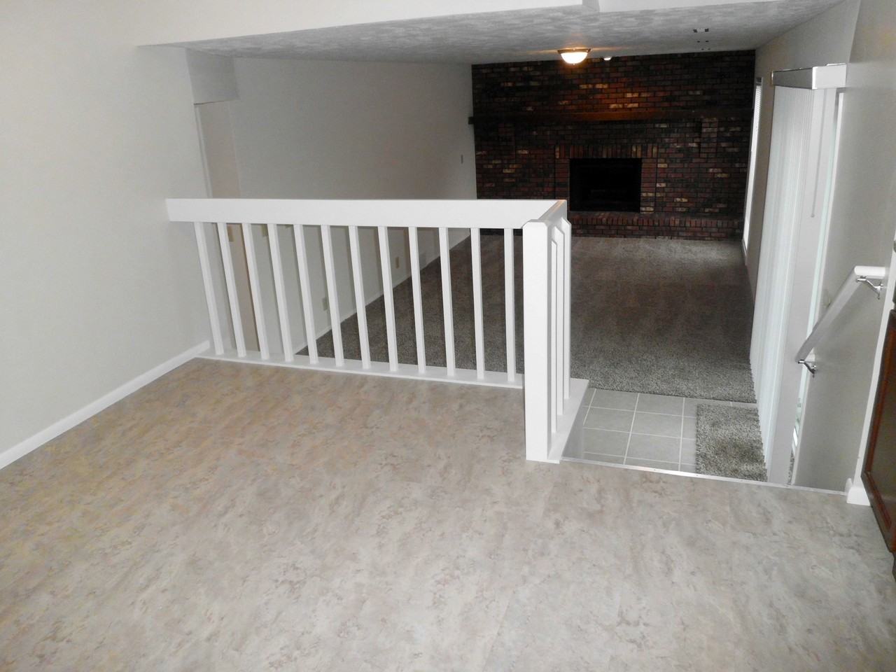 11006 Monroe St - Photo 3 of 13