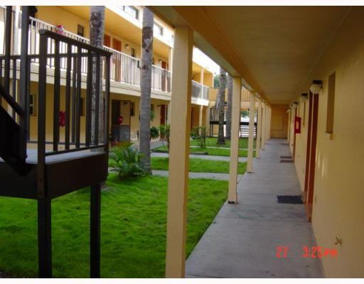 1272 E 113th Ave - Photo 3 of 10