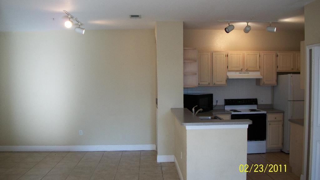 5613 Legacy Crescent Pl - Photo 3 of 13