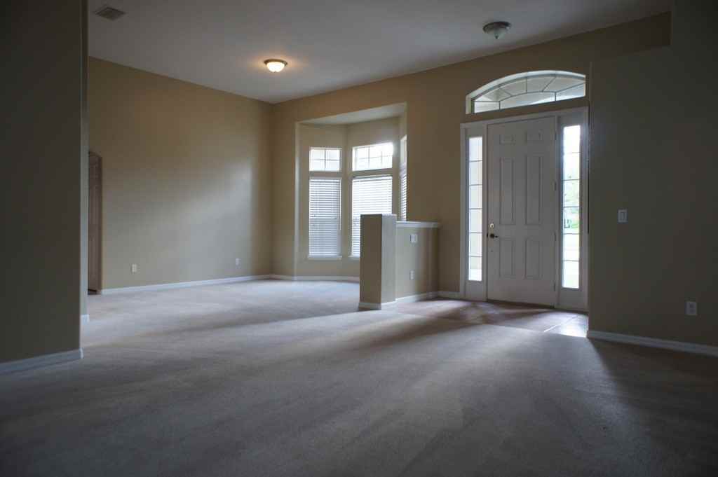 125 Costa Loop - Photo 3 of 21