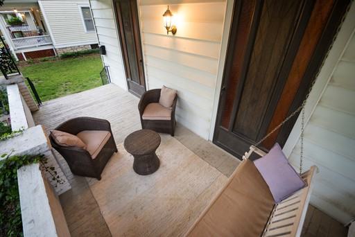 315 SW Broadmoor Ave - Photo 3 of 15