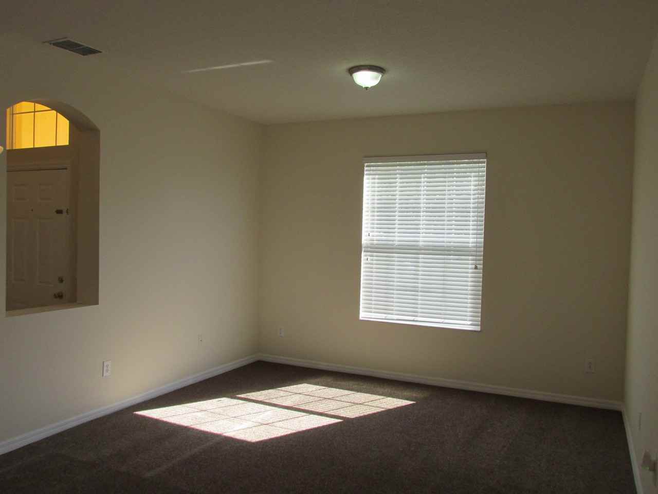 12339 Ridgedale Dr - Photo 3 of 17