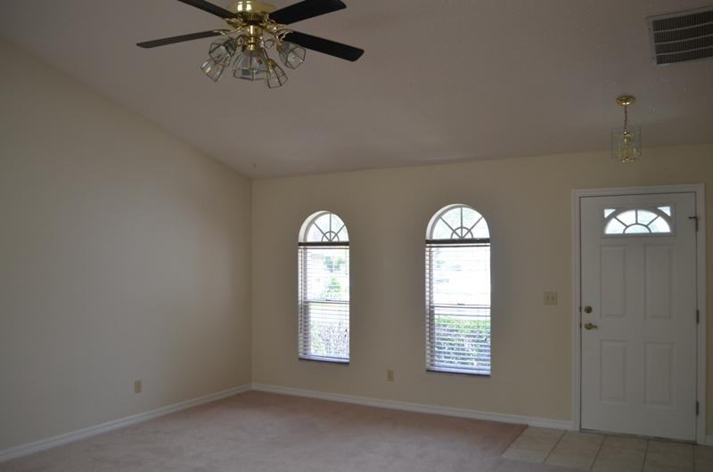 3778 Long Grove Ln - Photo 3 of 13