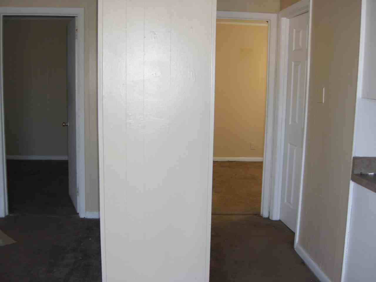 3015 Batavia Street - Photo 3 of 4