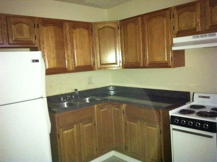 260 W Princess St - Photo 3 of 4