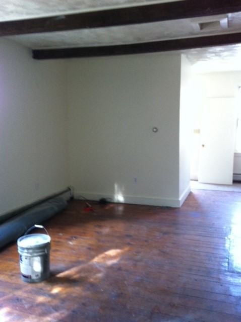 129 S Penn St - Photo 2 of 4