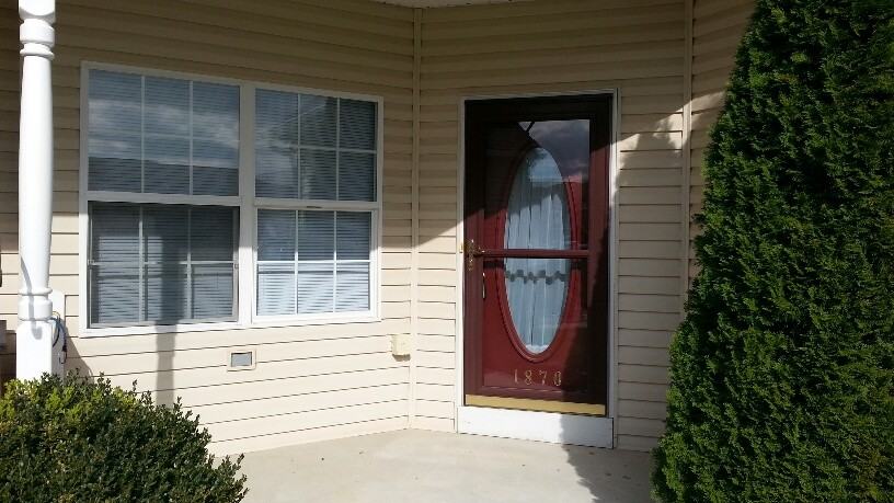 1870 Deerfield Dr - Photo 2 of 9