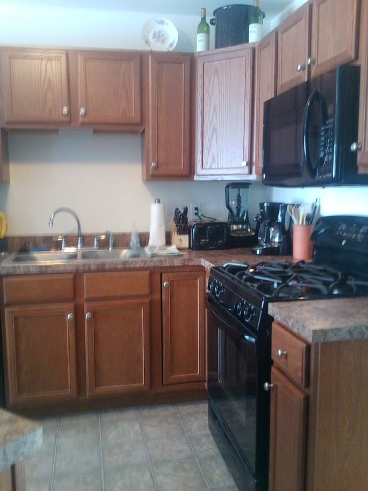 112 N Village Cir - Photo 2 of 13