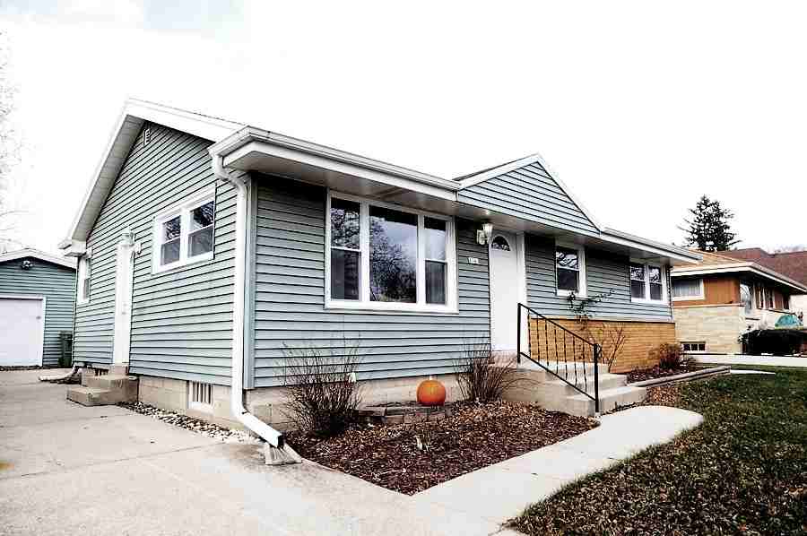 4345 N 82nd St - Photo 2 of 24