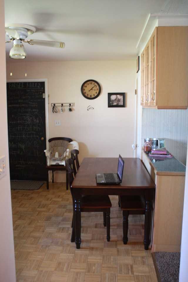 701 S Park Ave - Photo 3 of 16
