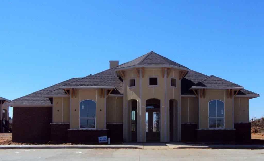 200 NW Ave. M - Photo 2 of 3