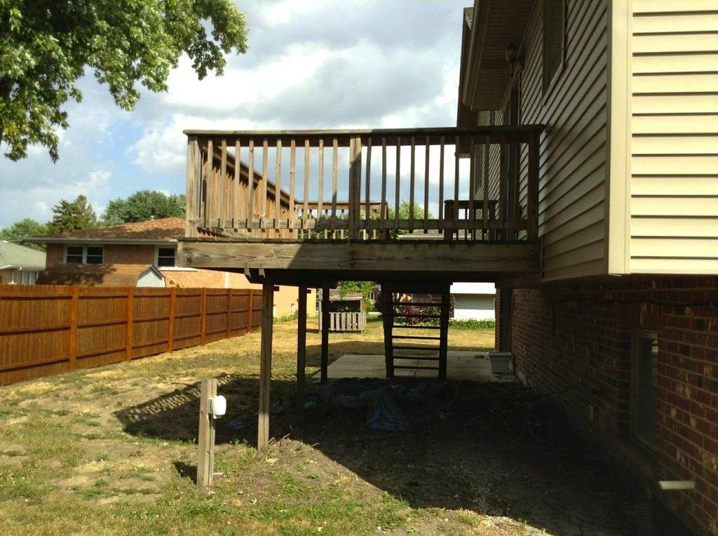 4400 152nd St - Photo 3 of 5