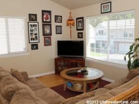 126 Venture Way - Photo 2 of 8