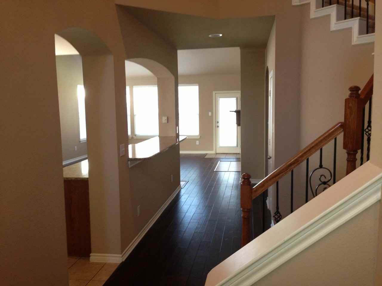 7701 Mapleridge Dr - Photo 3 of 16