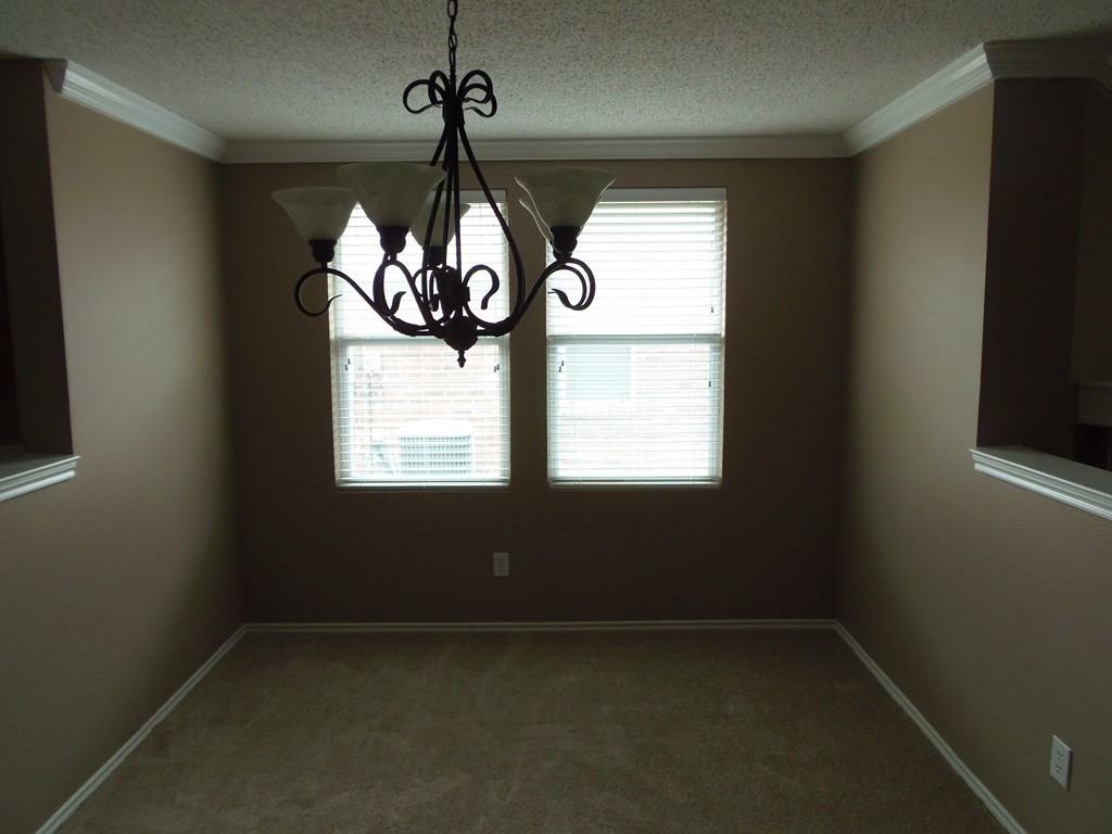 3028 Misty Ridge Ln - Photo 2 of 12