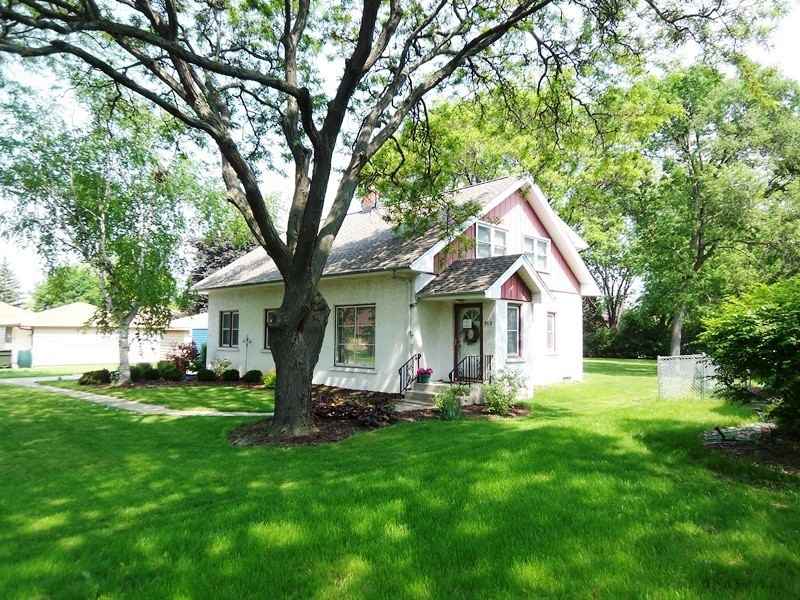 9310 W Marion St - Photo 2 of 14