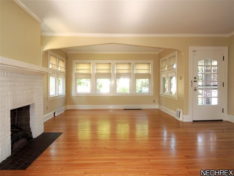 3725 W 169th St - Photo 2 of 12