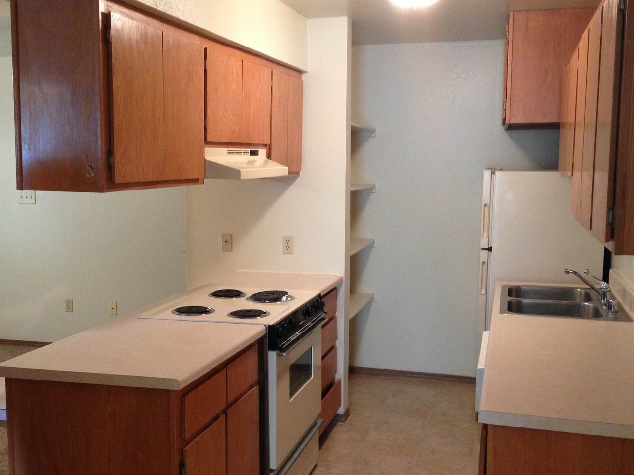 130 Cedar Creek Court - Photo 2 of 14