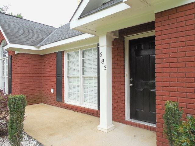 683 Lee Rd - Photo 2 of 17