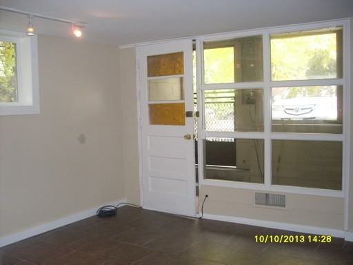 857 18th St - Photo 2 of 3