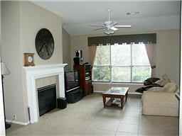 2736 Cedar Ridge Ln - Photo 2 of 7