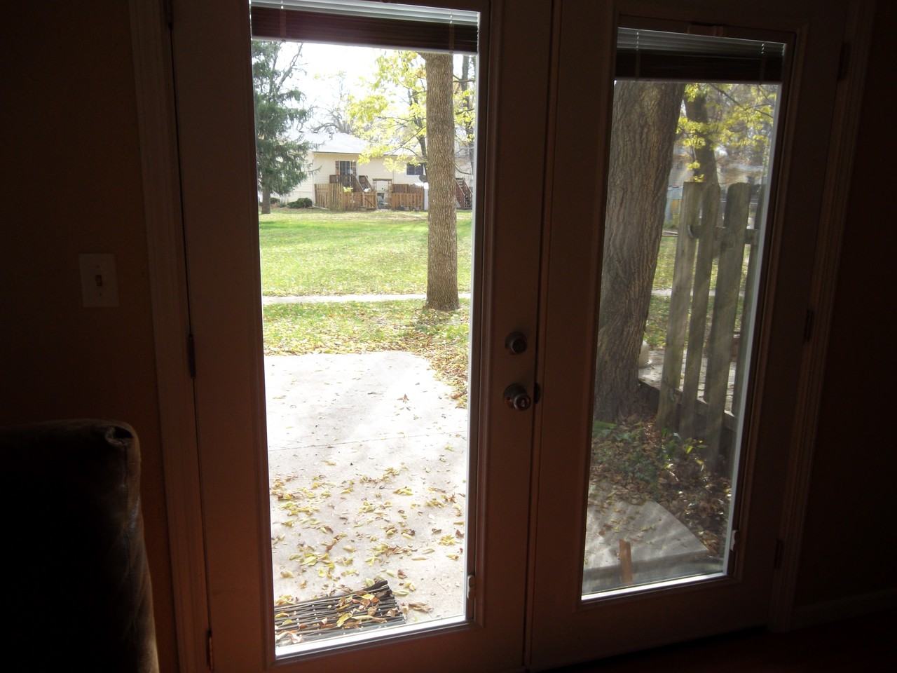 624 Meadow Pl - Photo 2 of 12