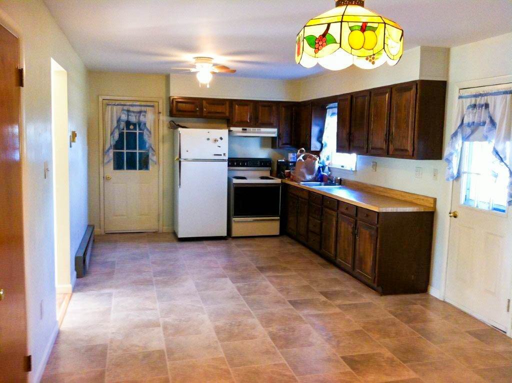 13 Charles Ln - Photo 3 of 8