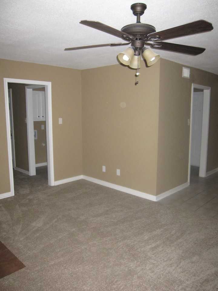 1726 Glen Key St - Photo 3 of 19