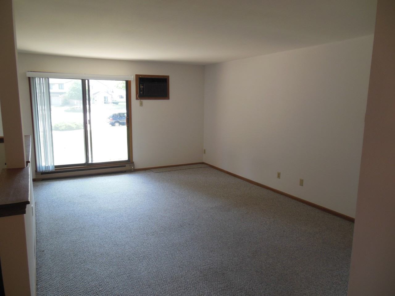 4415 S Green Ridge Cir - Photo 3 of 11