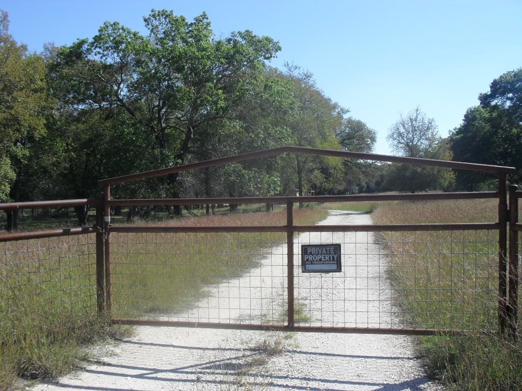 12291 Farm to Market 2657 - Photo 2 of 16