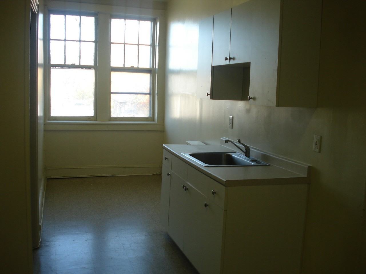 45-51 East Brinkerhoff Avenue - Photo 2 of 11